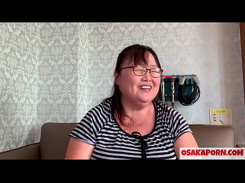 ❤️ Feit japönsk mamma sýnir risastóra brjósta sína og hefur gaman af kynlífsleikfangi. 51 árs gömul asísk móðir talar um kynlífsreynslu sína. Yukiko 1 OSAKAPORN feitur milf ️❌ Fjandinn myndband hjá okkur ❌