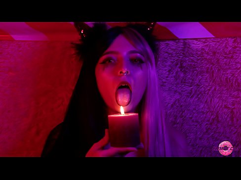 ❤️ Ástríðufullt blowjob frá Sexy Succubus með munnfyllingu ️❌ Fjandinn myndband hjá okkur ❌
